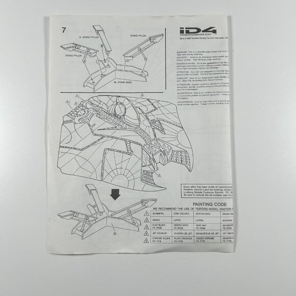 Lindberg ID4 Captured Alien Attacker Plastic Model Kit 1996 Complete - Picture 9 of 12